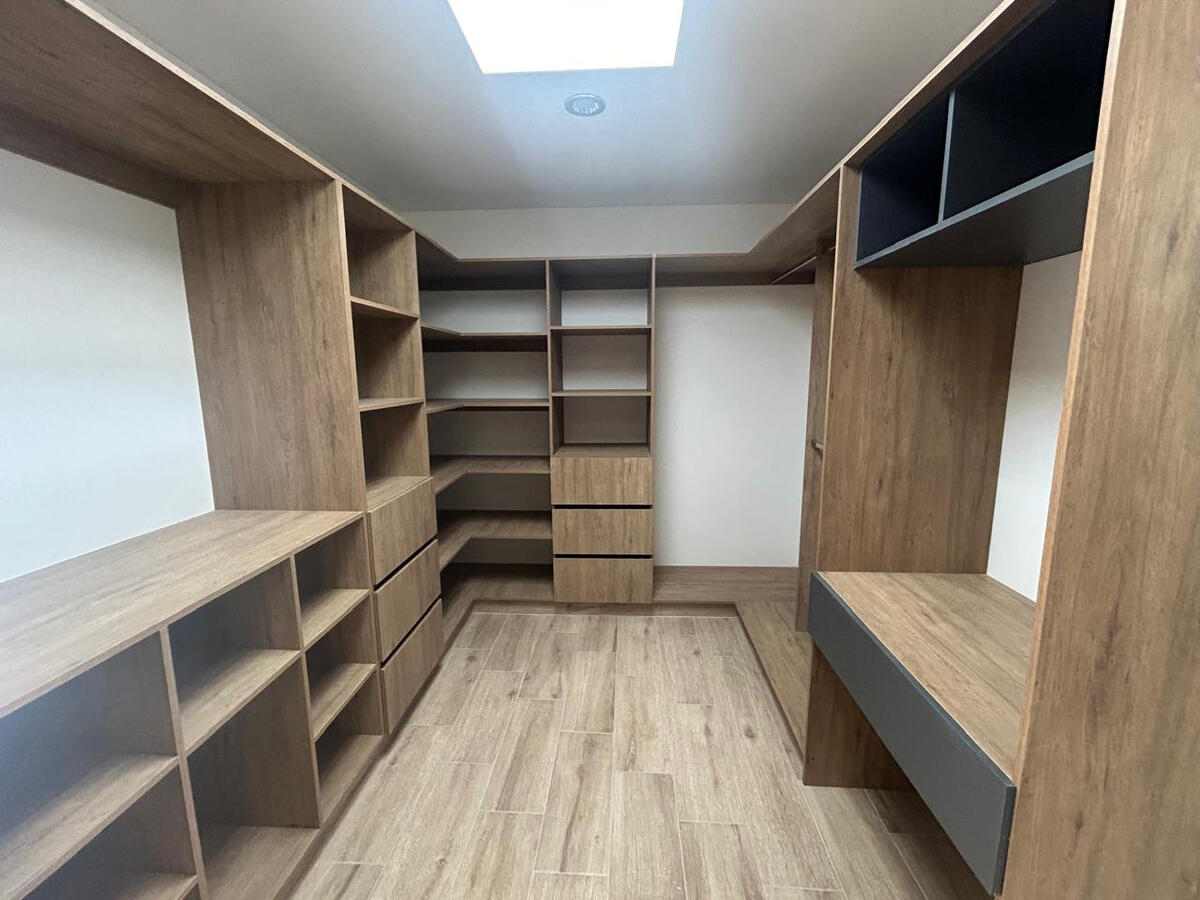 Closet de recámara principal